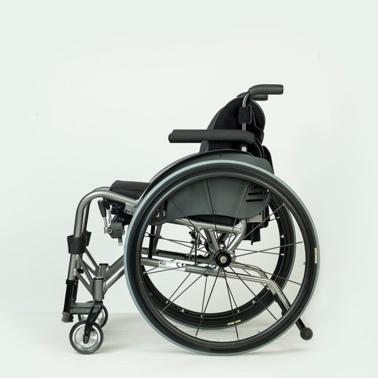 WG-M317 Aktif Manual Tekerlekli Sandalye
