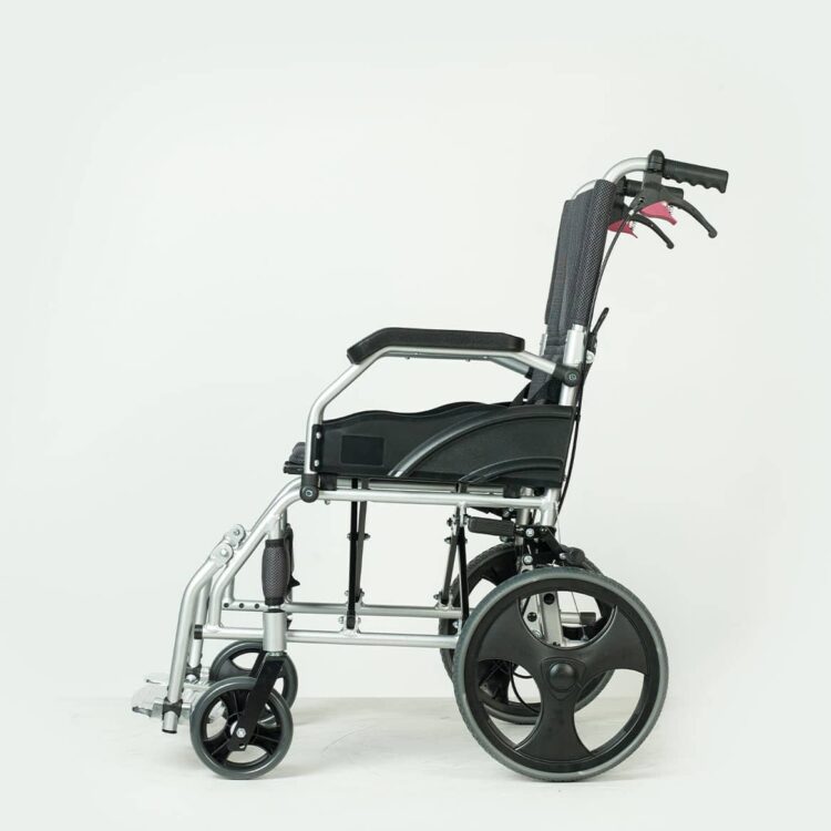P805 Refakatçi Tekerlekli Sandalye