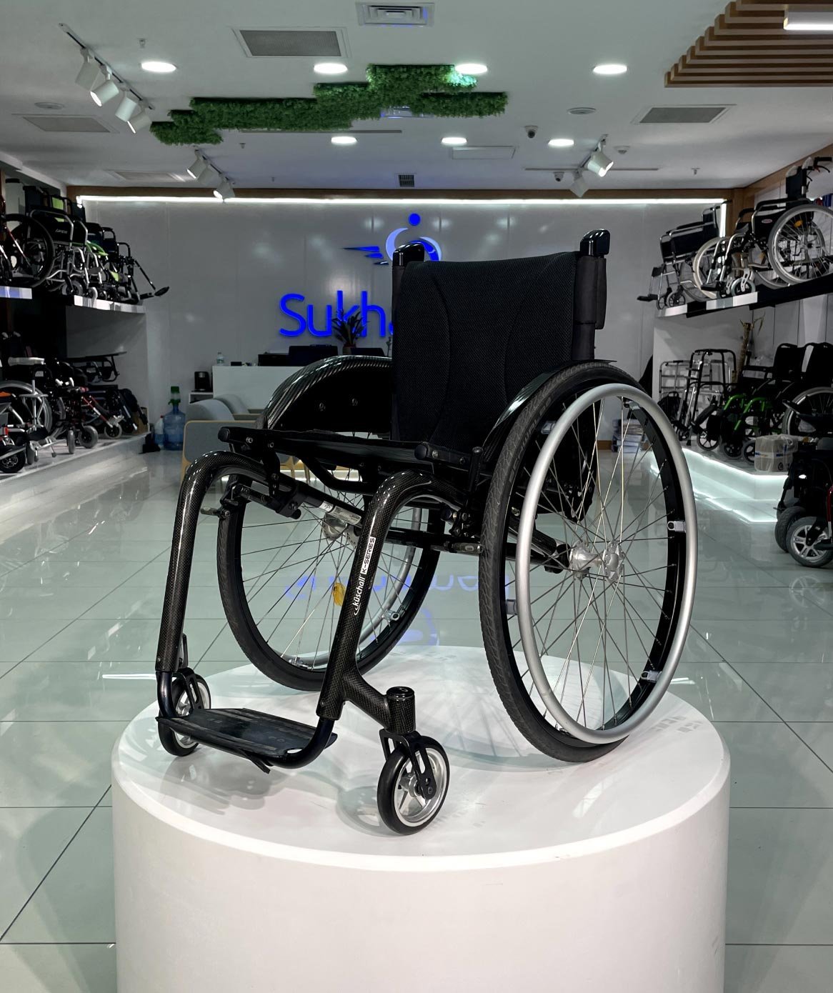 Küschall K-Series Aktif Tekerlekli Sandalye Küschall K-Series Aktif Tekerlekli Sandalye